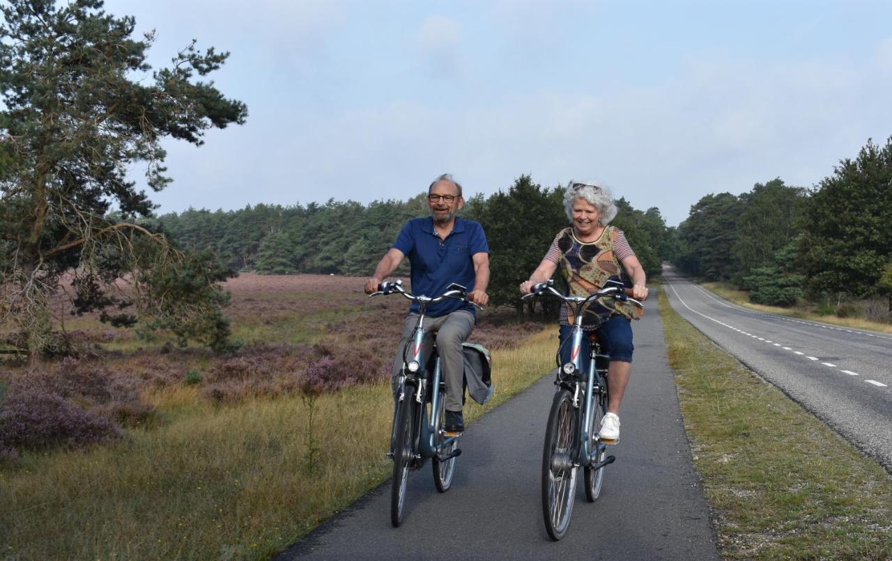 Chalet Op De Veluwe # Eiken بوتِنْ المظهر الخارجي الصورة